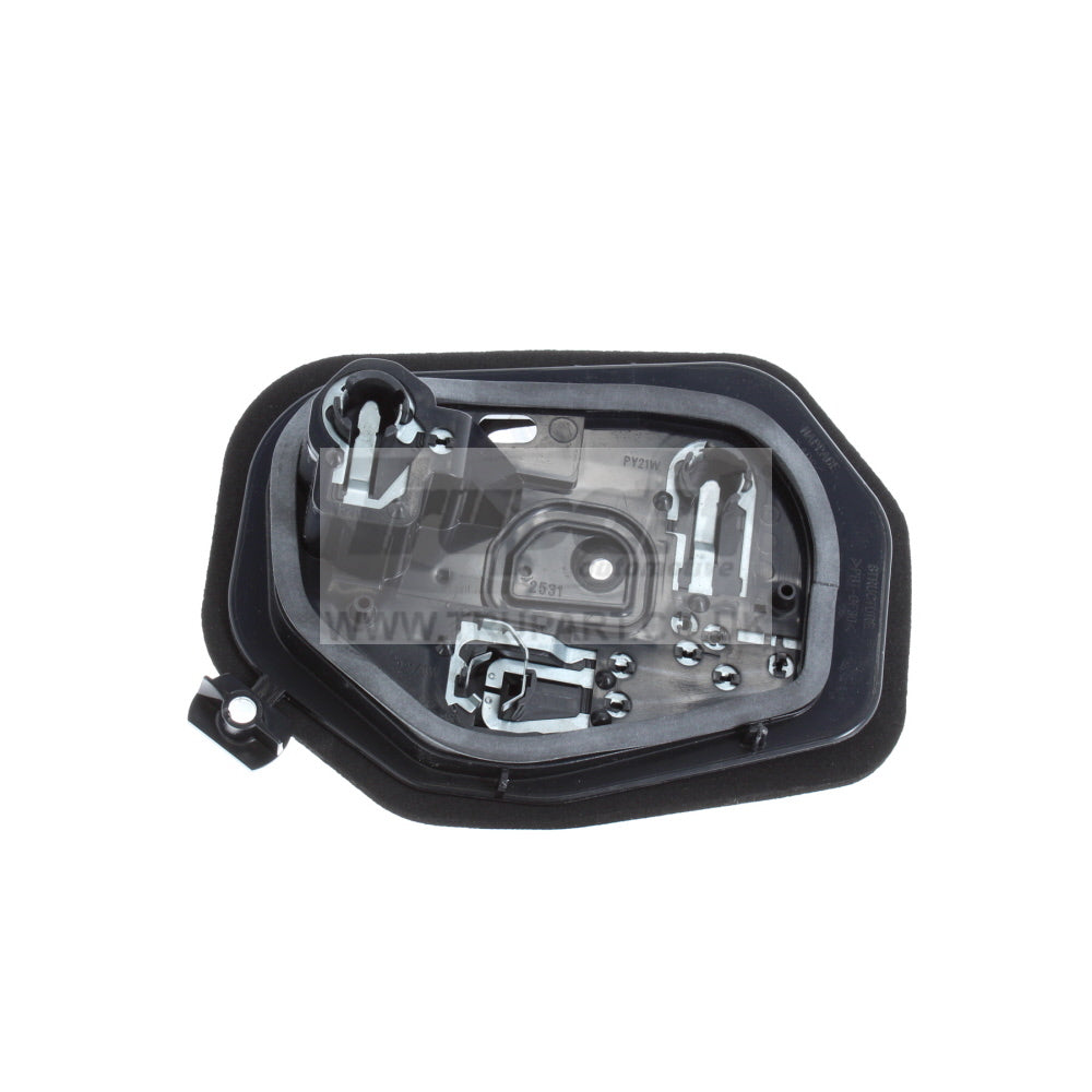 PEUG 206 98-03 BULB HOLDER L/H (65-26-677)