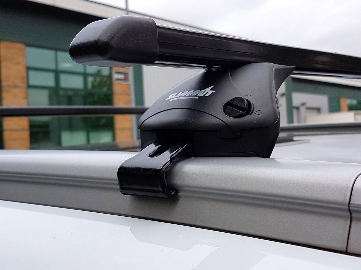 SUP-865 Summit 'Premium' Integrated Railing Roof Bars 1.15M - Steel